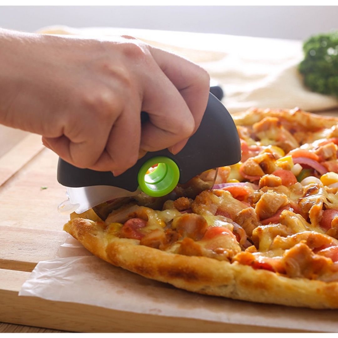 Pisau Pemotong Pizza Roda Bula - Kitchen Roller Baking ulasan dan harga